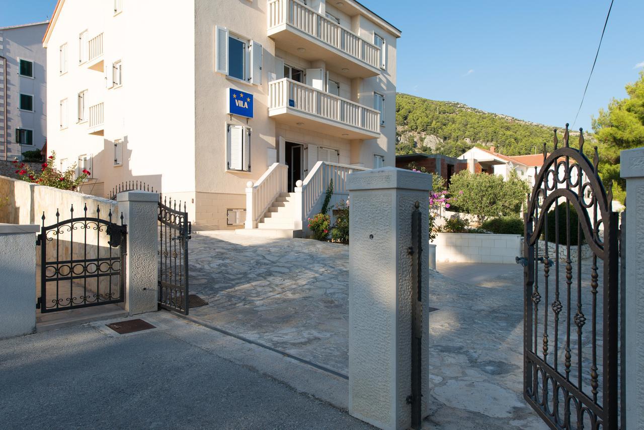 Sun House Apartments Бол Экстерьер фото